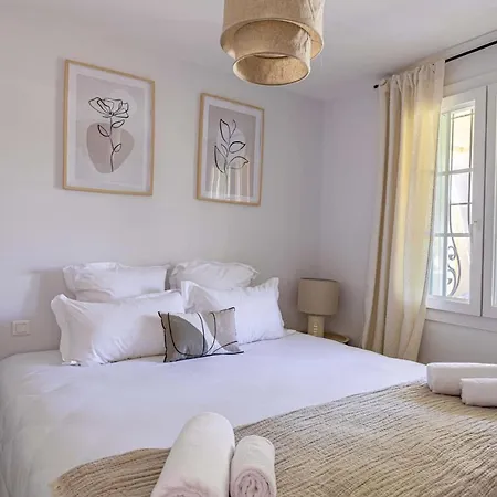 Renovated Flat In - Swimming Poolcar Park -2br Lägenhet